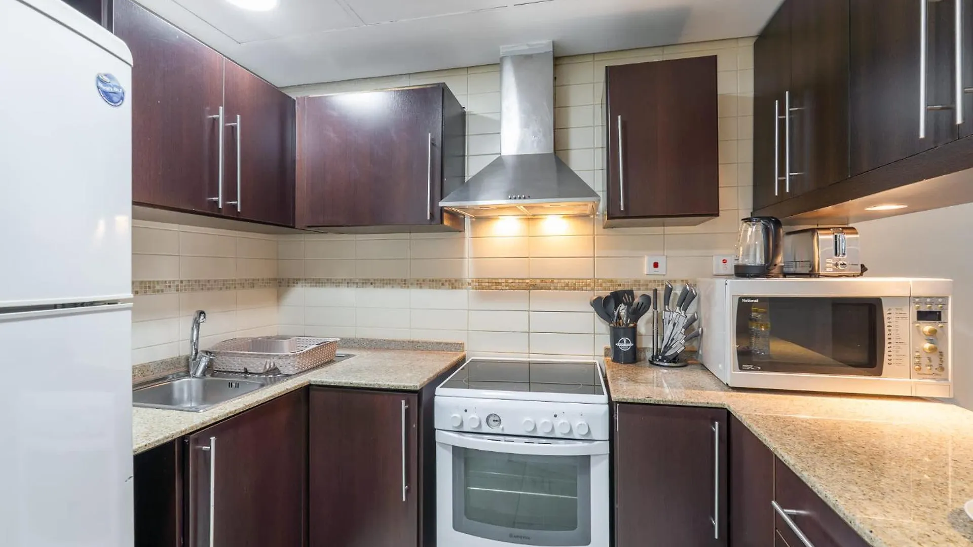 Apartment Amazing And Chic 1 Bedroom In Goldcrest Views 2 Dubai United Arab Emirates